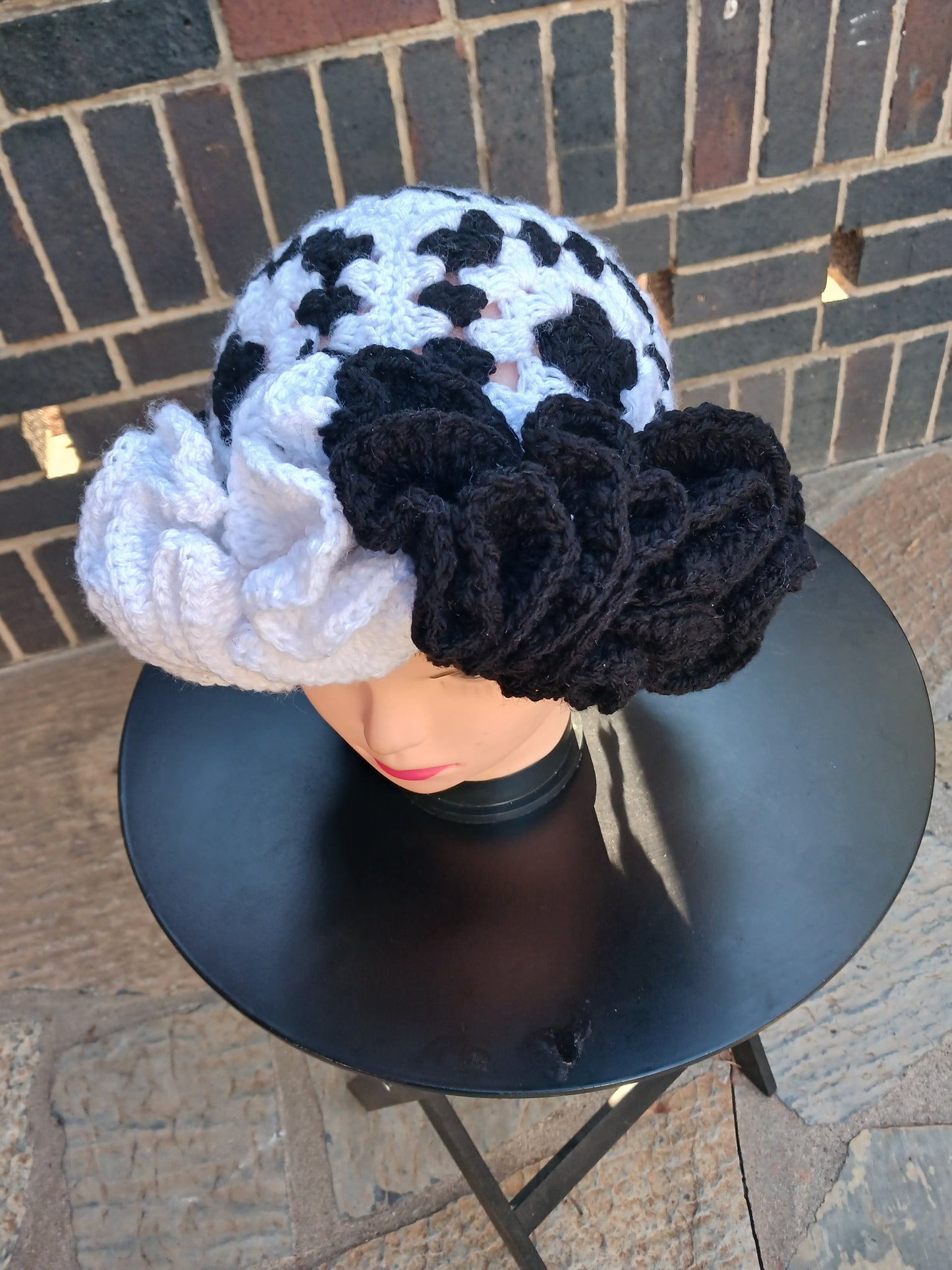 Ruffle hat